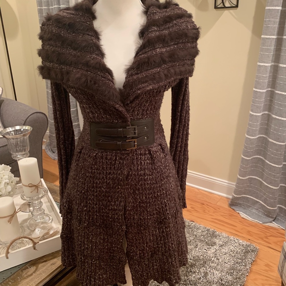 Beautiful long sweater!!